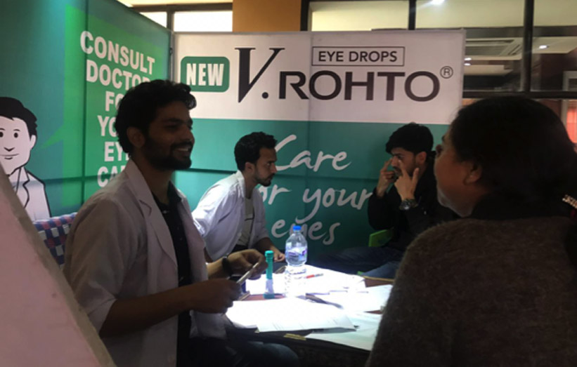 New V.Rohto  Free Eye Screening Camp
